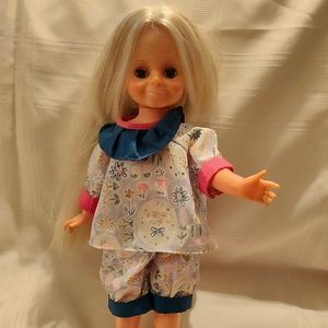 1966 Original vintage Velvet doll with hair that still grows & retracts.